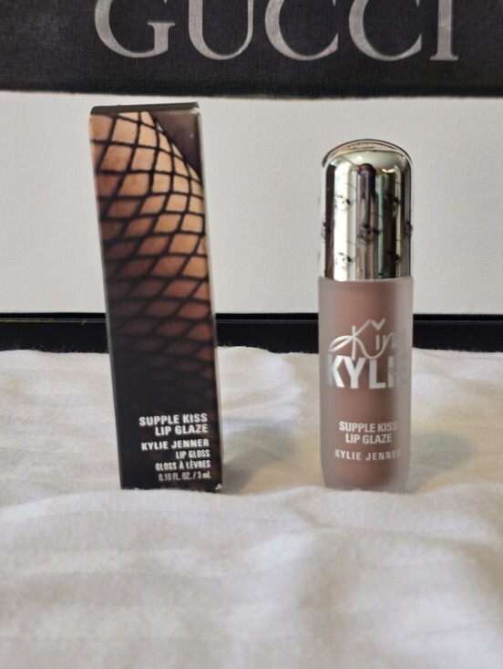 Kylie Cosmetics Other - King KYLIE Supple Kiss Lip Glaze - Literally